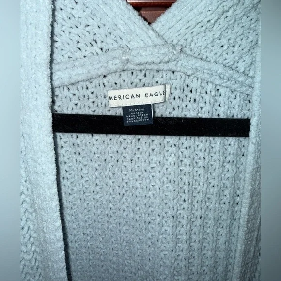 American Eagle Cardigan - Picture 8 of 8